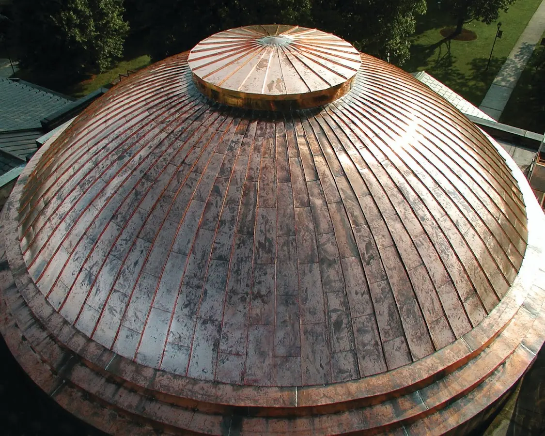 Craftsman Roofing crew installing a new roof in Pemberton Creek